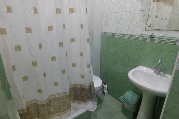 Фото 4. Небольшой дом со своим двором в курортной зоне Евпатории