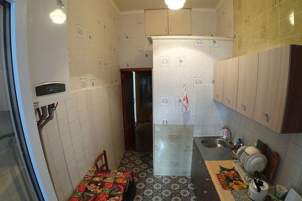 Фото 9. Однокомнатная квартира царской постройки с высокими потолками в курортной зоне