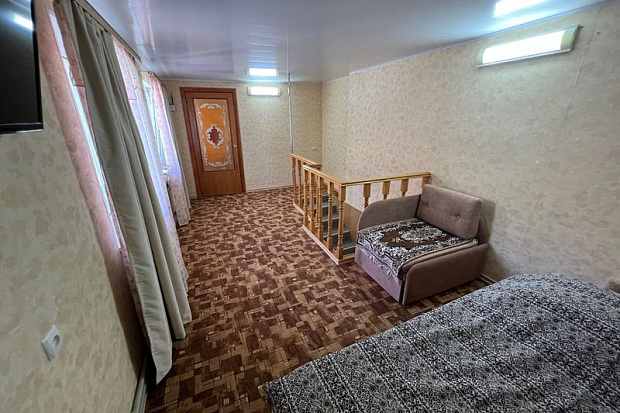 Фото 10. 2хкомнатный коттедж в исторической части Евпатории