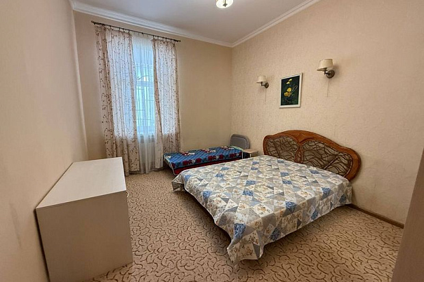 Фото 4. 2хкомнатный дом со своим двором в курортной зоне Евпатории