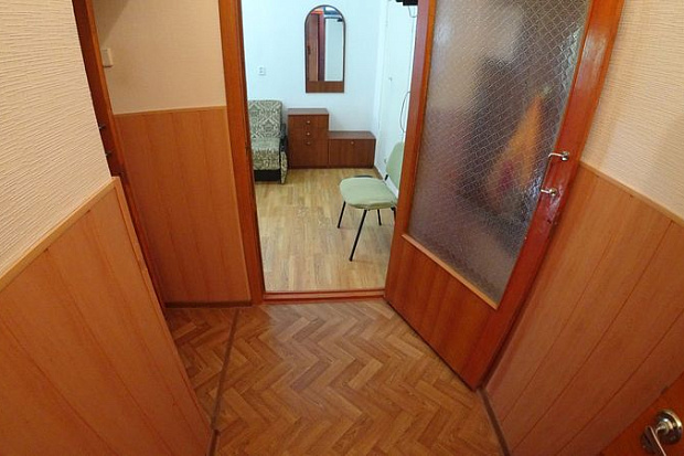 Фото 15. Однокомнатная квартира царской постройки с высокими потолками в курортной зоне