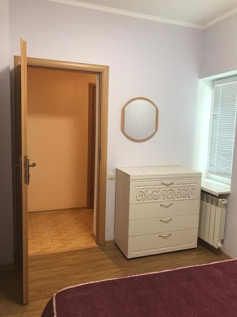 Фото 4. Двухкомнатный дом с аккуратным ремонтом в центре Евпатории