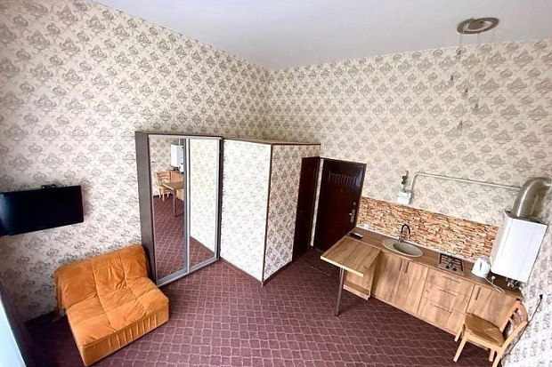 Фото 5. Квартира- студия в историческом доме на улице Дувановской