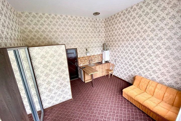 Фото 4. Квартира- студия в историческом доме на улице Дувановской