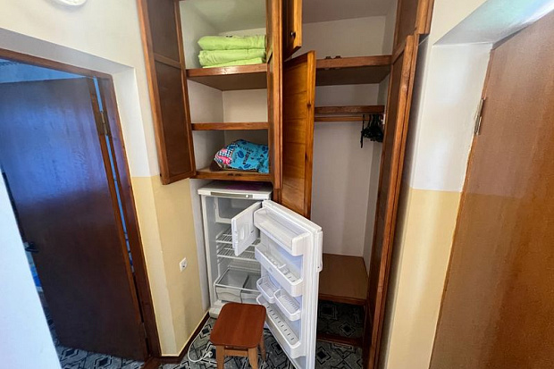 Фото 4. Недорогой однокомнатный номер в курортной зоне Евпатории